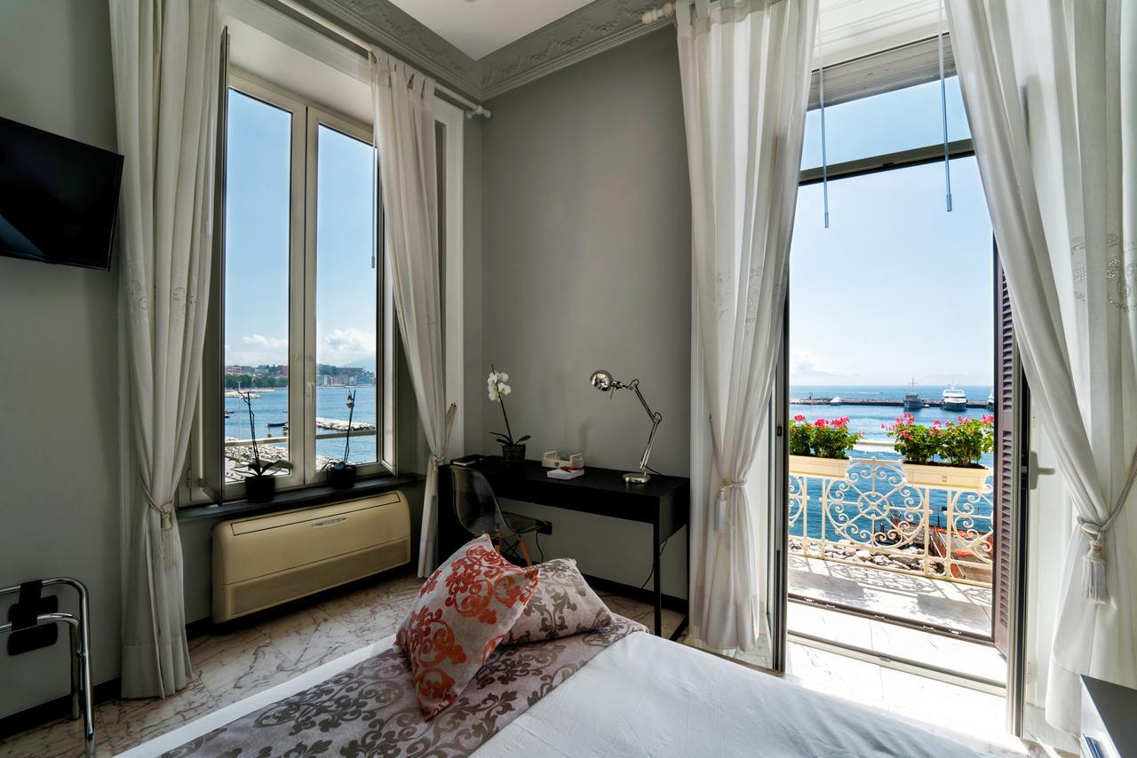 Seaside Caracciolo Hotel Napoli Eksteriør billede
